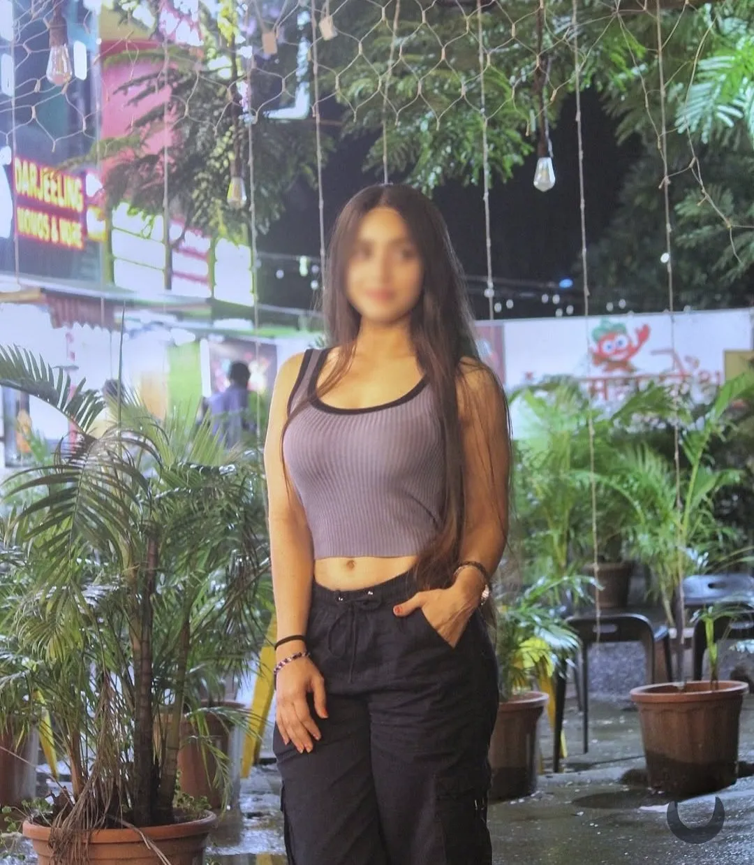 Simran – VIP call girl Bangalore with GFE service and 5-star hotel outcall – Bangalore escort service